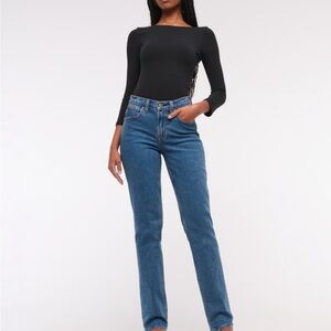 Abercrombie & Fitch Curve Love 90’s Straight Jean (Short)